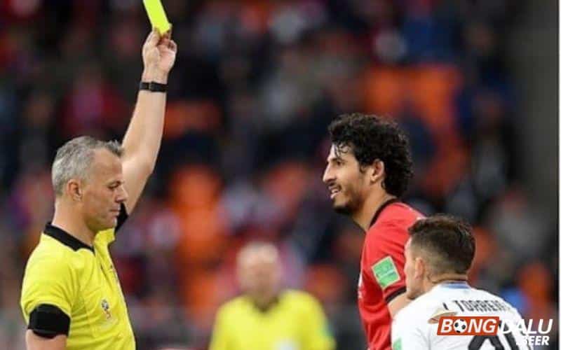 Những điều cần lưu ý khi chơi kèo thẻ phạt